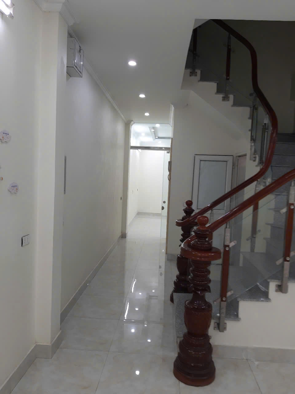 Siêu rẻ Mặt bằng tầng 1, 2 làm Văn phòng, KD online Cù Chính Lan, 70m2 x 2 tầng, 13 Triệu - Ảnh 1